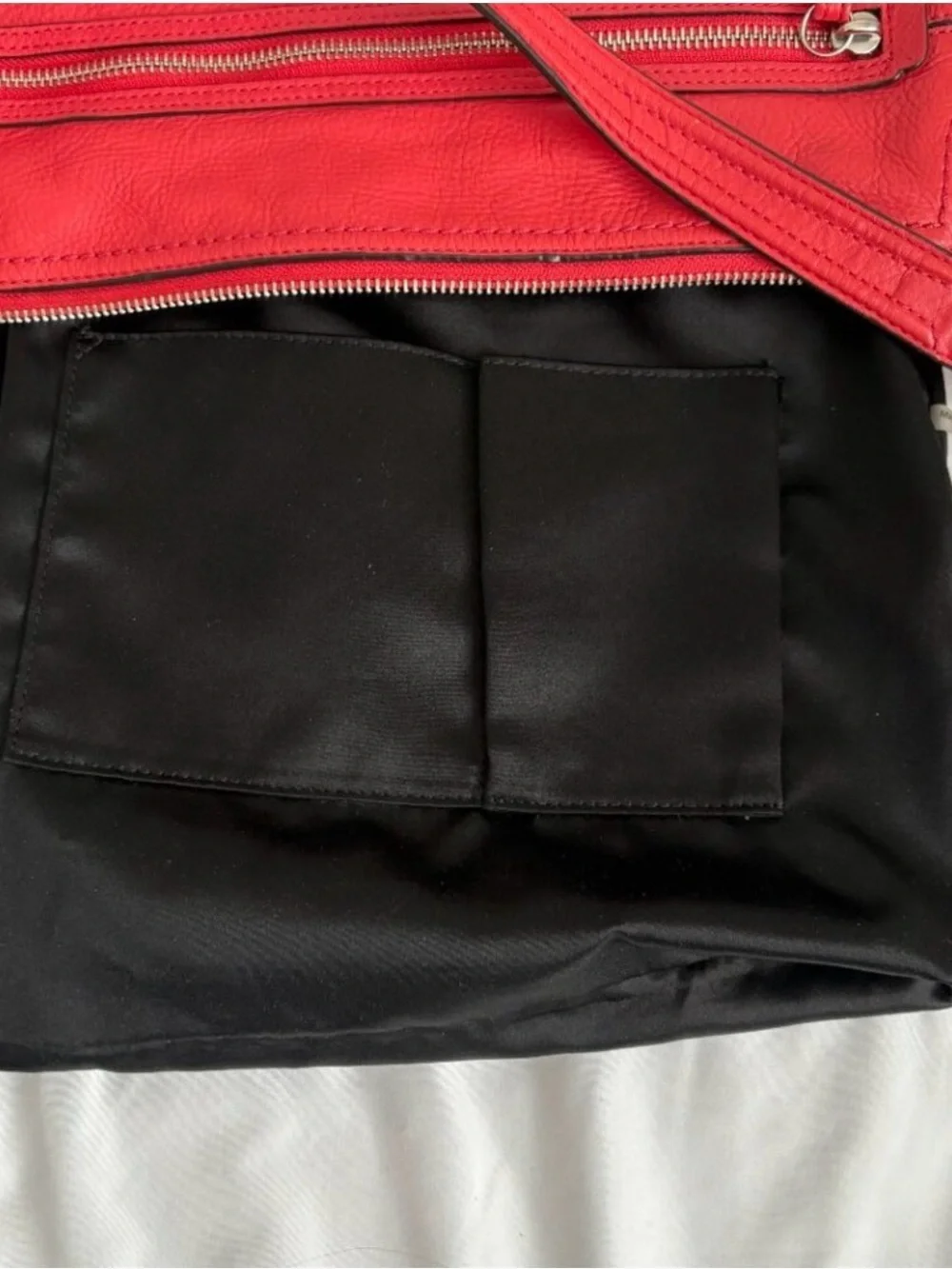 Coach poppy pebbled leather hippy red bag 22421M